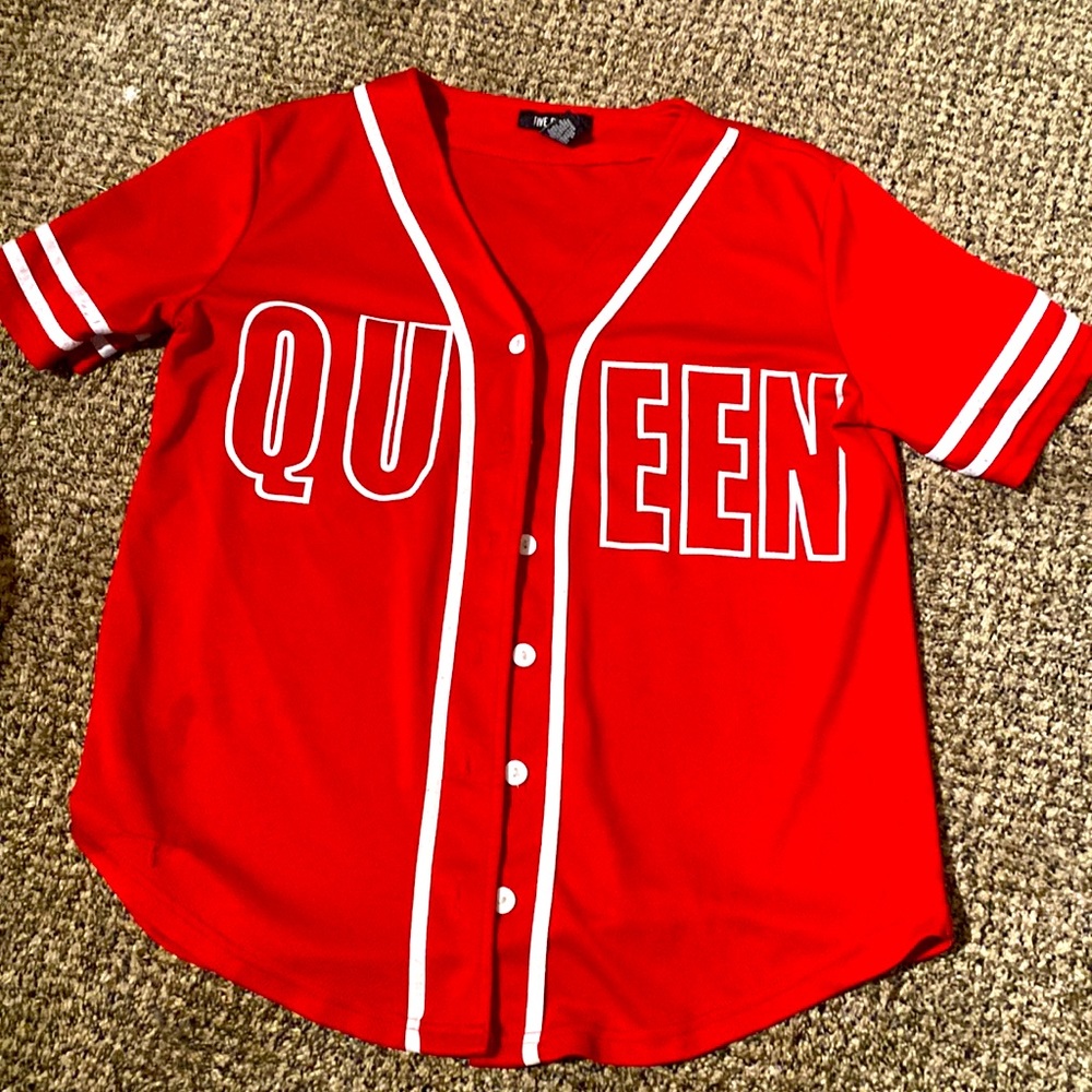 QUEEN “jersey”, bright red